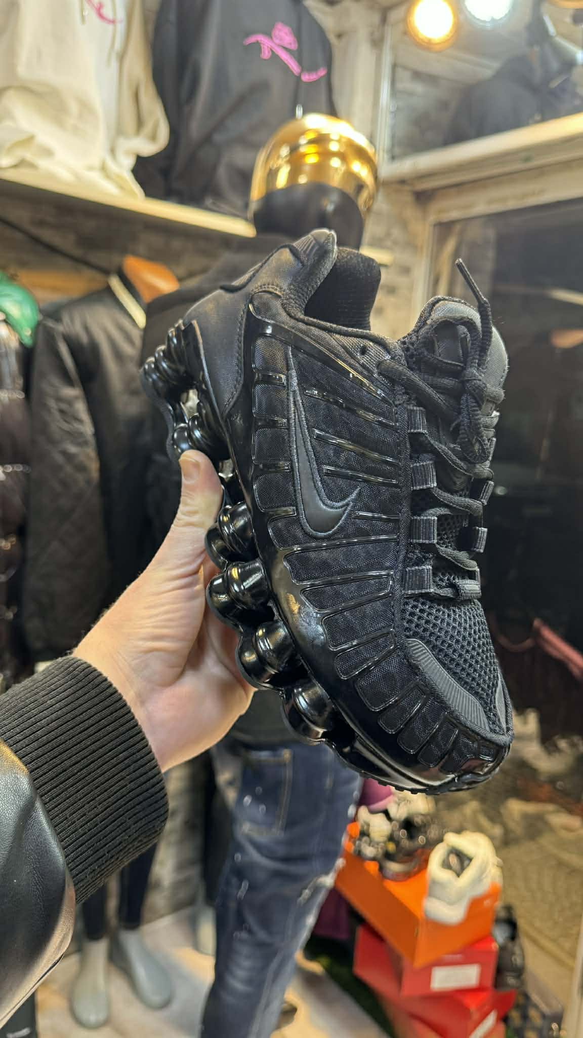 Nike Shox TL – Le retour de la légende 🚀⚙️