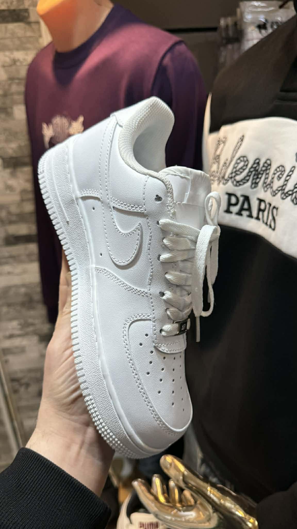 La Air Force 1 "Triple White"