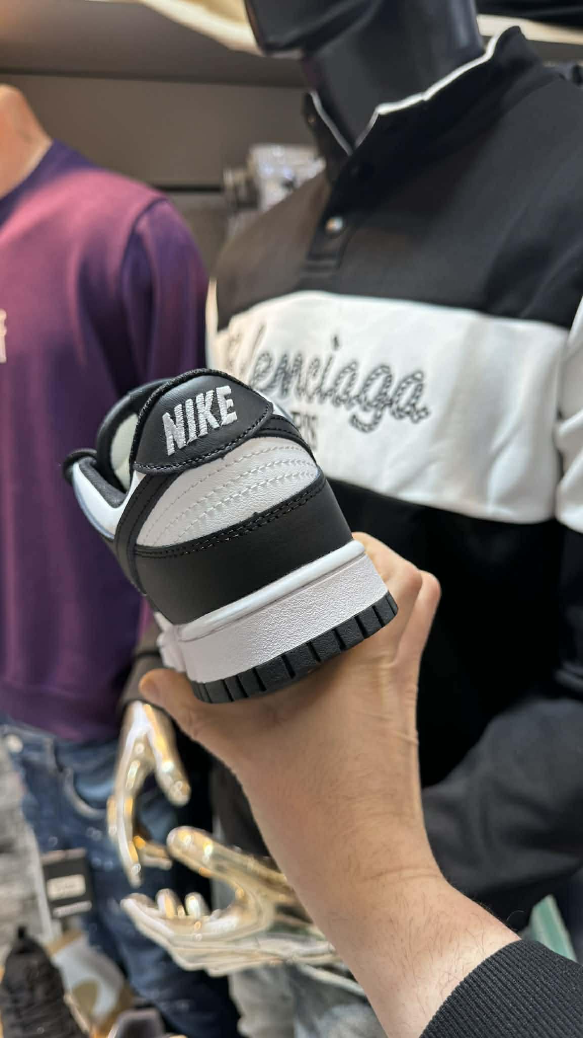 Nike Dunk Low Black & White (Panda)