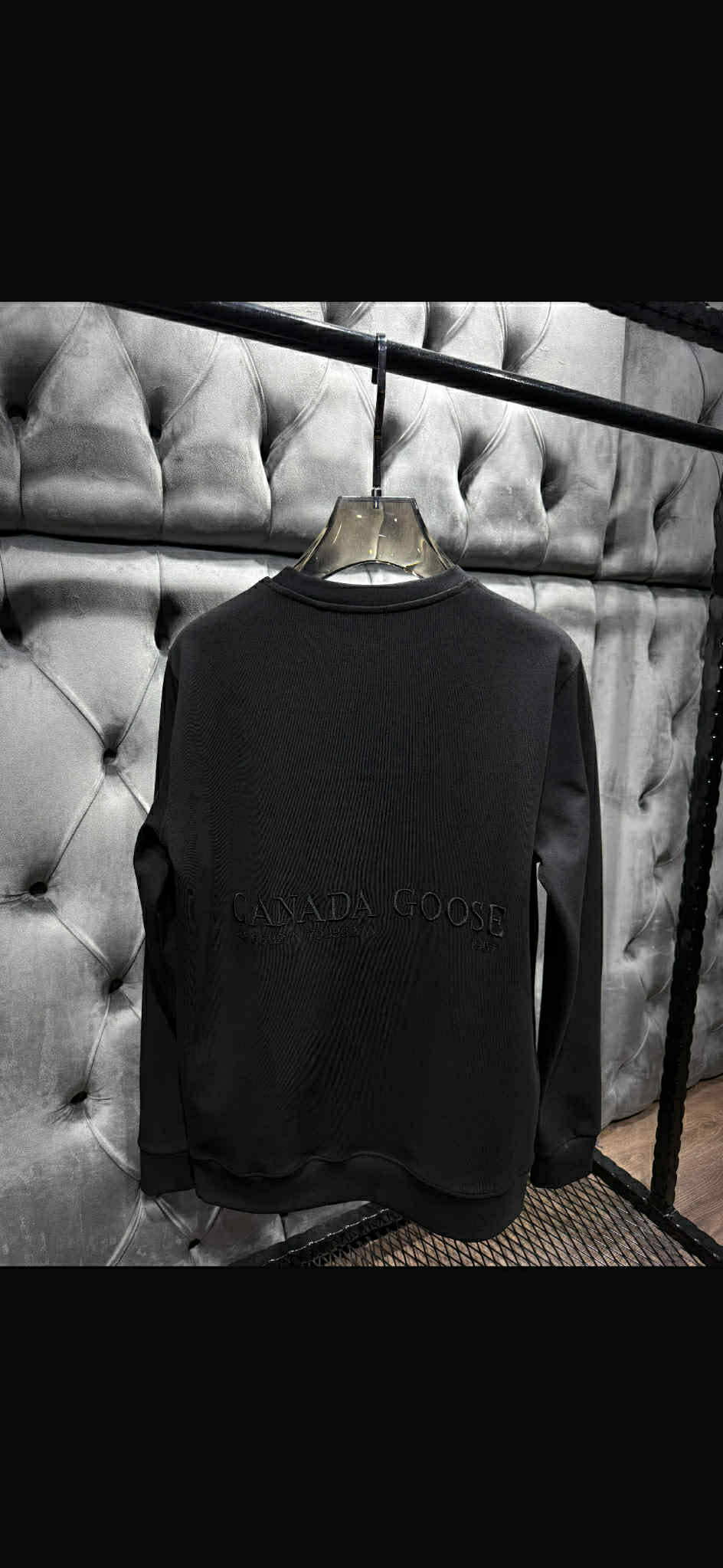 🔥 Sweatshirt Premium “Black & White Edition” – Broderie Dorsale