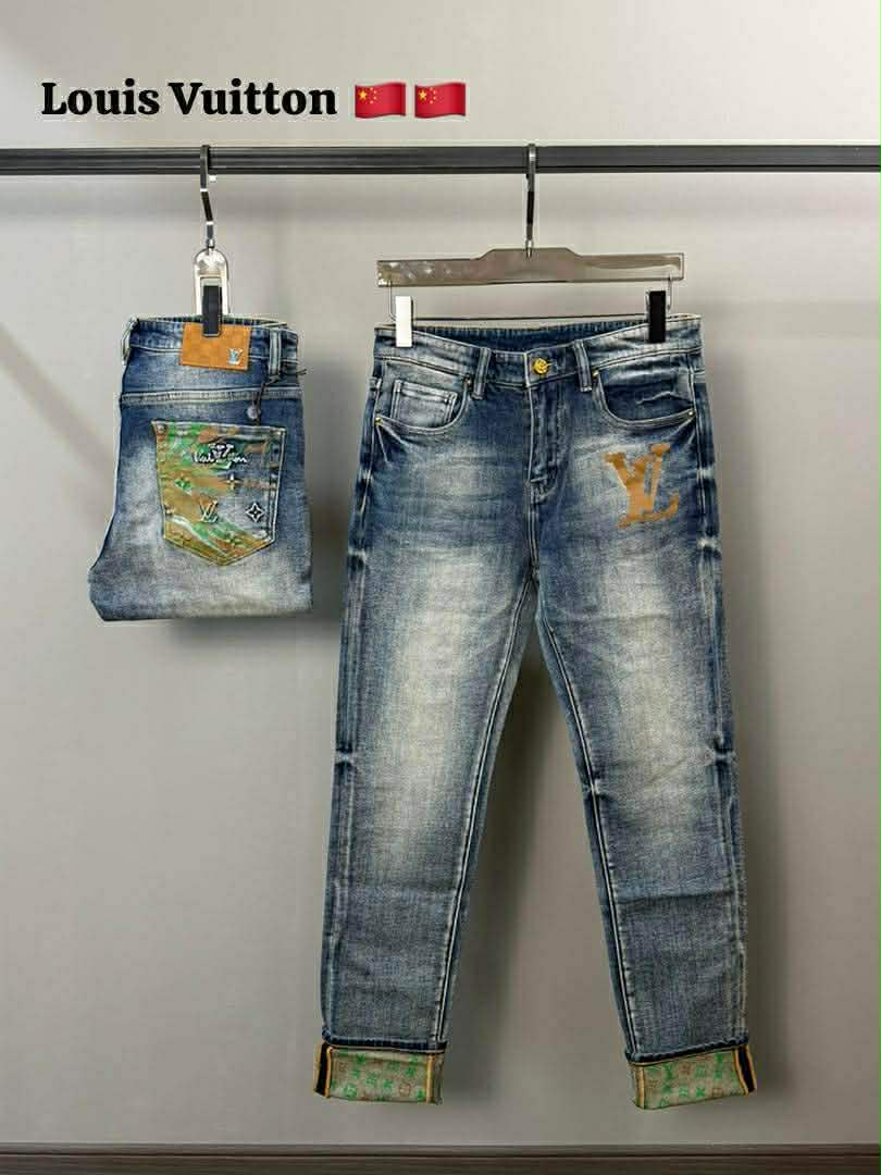 Les Jeans que tout le monde s'arrache...